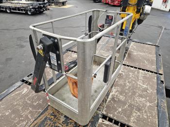 Mercedes-Benz AROCS 3253 8x8 / 65 t/m CRANE + JIB + WINCH / KRAN / GRUA